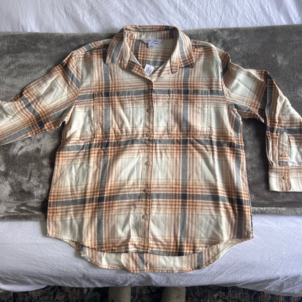 NWT Women’s Plaid Flannel Button-Down Boyfriend Shirt
